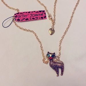 💕Adorable Betsey Johnson Cat Necklace💕